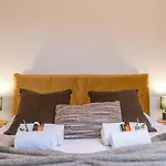 Holiday home Casiola - Authentic Townhouse Near The - Pets Welcome! *