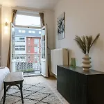 Casiola - Authentic Townhouse Near The - Pets Welcome! Holiday home *