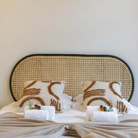 Huswell - Authentic Townhouse Near The - Pets Welcome! Casa de Férias