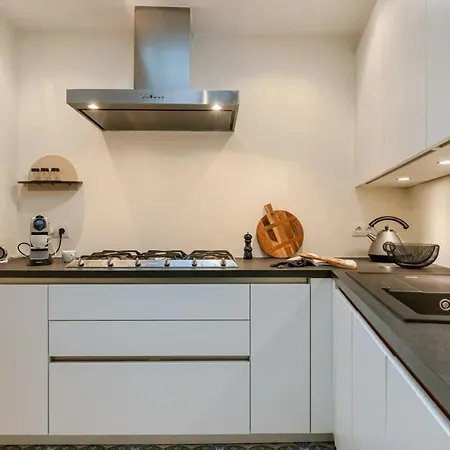 Casa de Férias Huswell - Authentic Townhouse Near The - Pets Welcome! Blankenberge