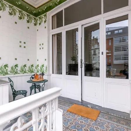 Casa de Férias Huswell - Authentic Townhouse Near The - Pets Welcome! *