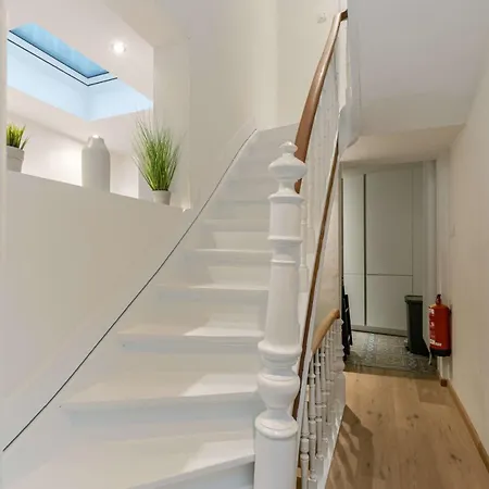 Casa de Férias Huswell - Authentic Townhouse Near The - Pets Welcome!