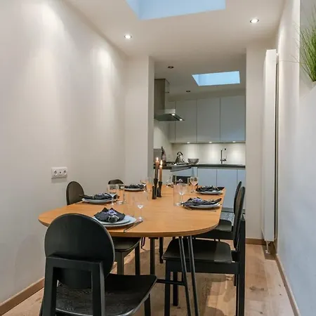 度假居 Huswell - Authentic Townhouse Near The - Pets Welcome! 布兰肯贝赫