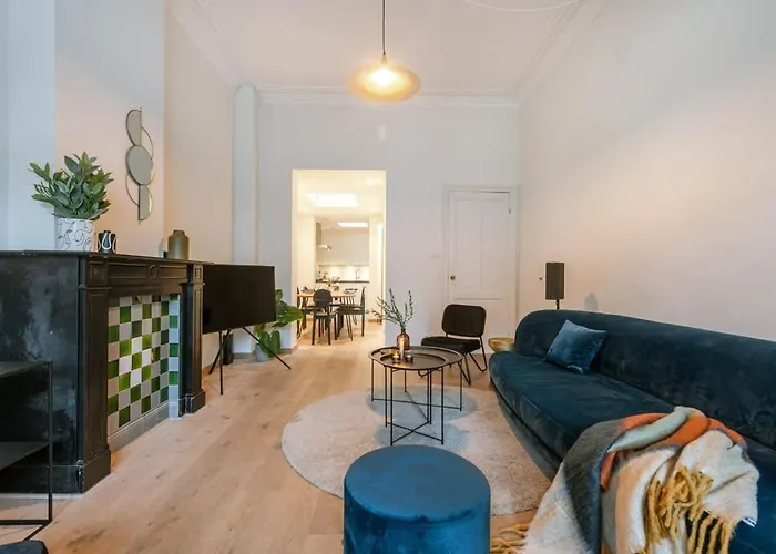 Huswell - Authentic Townhouse Near The - Pets Welcome! 度假居