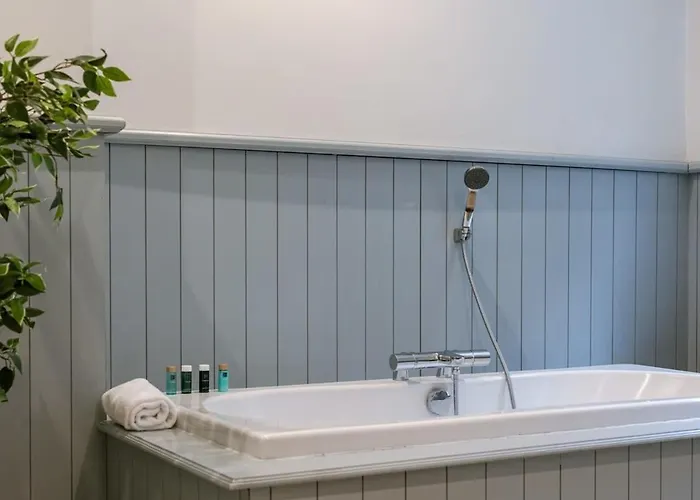 度假居 Huswell - Authentic Townhouse Near The - Pets Welcome! 布兰肯贝赫