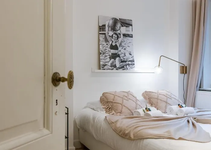 Huswell - Authentic Townhouse Near The - Pets Welcome! * 布兰肯贝赫