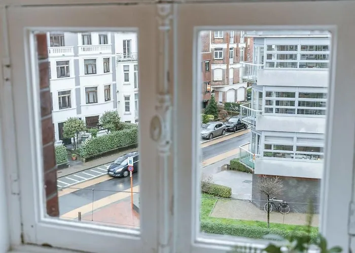 Huswell - Authentic Townhouse Near The - Pets Welcome!