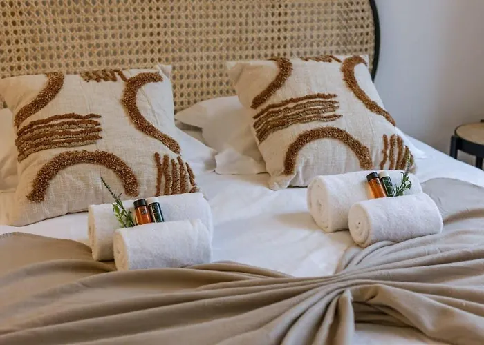 度假居 Huswell - Authentic Townhouse Near The - Pets Welcome! *