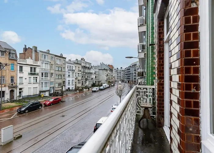 Huswell - Authentic Townhouse Near The - Pets Welcome!