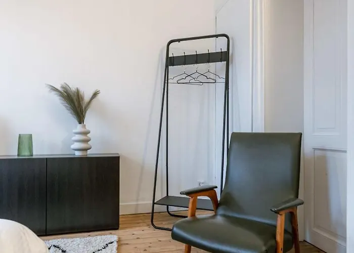 度假居 Huswell - Authentic Townhouse Near The - Pets Welcome! 布兰肯贝赫